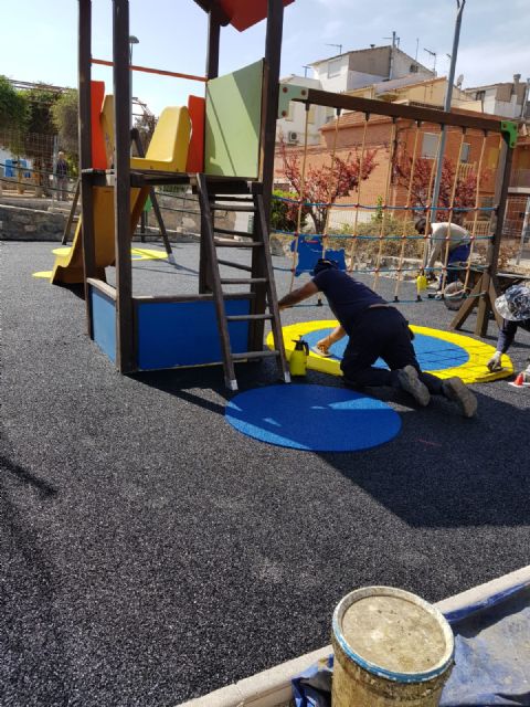 Renovado el suelo del parque del Barrio San José - 1, Foto 1