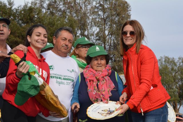 Isabel López, ganadora del XXV concurso de migas de las Fiestas del Agricultor - 2, Foto 2