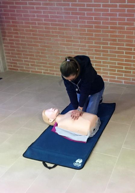El IES La Florida aprende primeros auxilios de mano de Protección Civil - 3, Foto 3