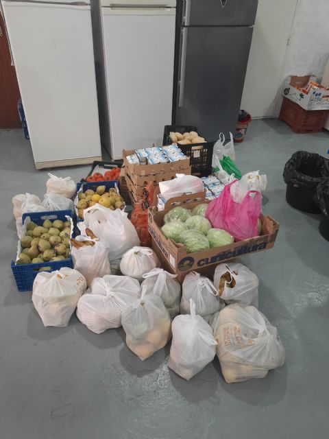 El Ayuntamiento de Molina de Segura dona a Cáritas alimentos de las escuelas infantiles del municipio - 1, Foto 1