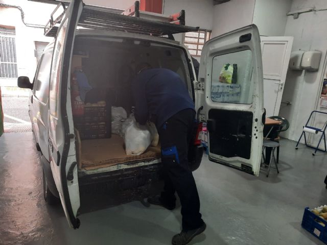 El Ayuntamiento de Molina de Segura dona a Cáritas alimentos de las escuelas infantiles del municipio - 2, Foto 2