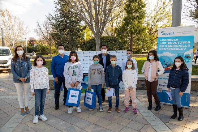 El colegio El Salvador es el ganador de la categoría de centros del concurso del 'Día Mundial del Agua', con mil euros para material escolar - 1, Foto 1