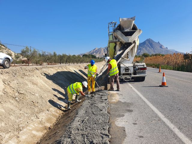 Fomento realiza obras de mejora en la carretera que conecta Abanilla con Santomera - 2, Foto 2