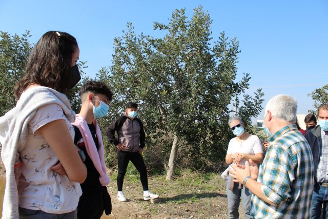 La concejalía de Educación Medioambiental promueve la construcción de una charca para la biodiversidad - 2, Foto 2