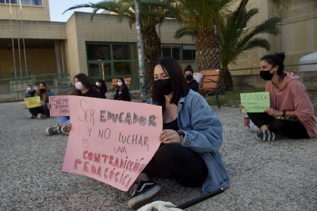 Somos Región apoya a los estudiantes de tardes de los grados de Pedagogía y Educación Social de la Universidad de Murcia - 4, Foto 4