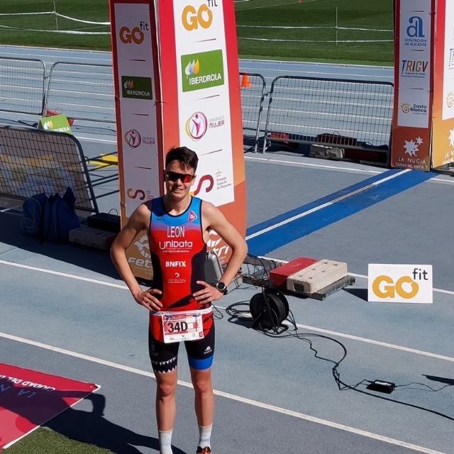 Cuatro deportistas murcianos compiten este domingo en la Copa de Europa Júnior de Triatlón - 3, Foto 3