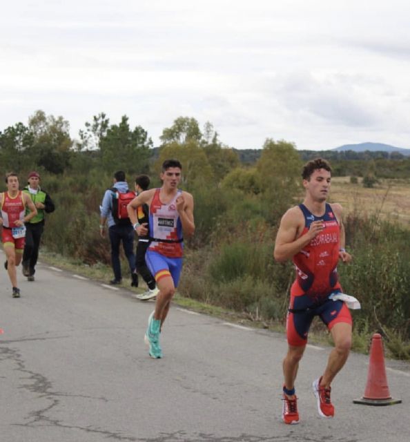 Cuatro deportistas murcianos compiten este domingo en la Copa de Europa Júnior de Triatlón - 5, Foto 5