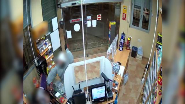 La Guardia Civil detiene a un vecino de Ceutí por el atraco a un estanco y a una farmacia de la localidad - 1, Foto 1
