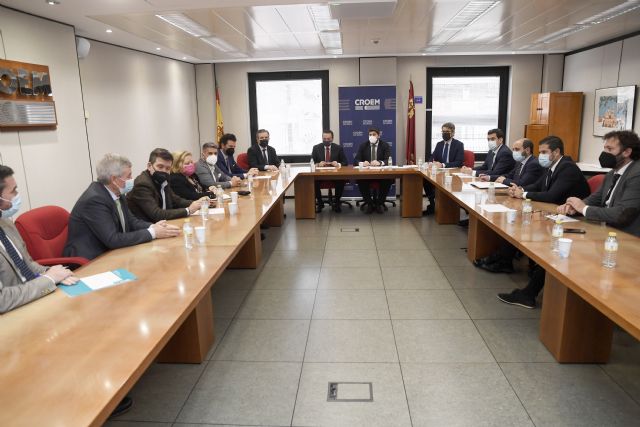López Miras anuncia un paquete de medidas económicas con más de 50 millones de euros movilizados en préstamos  a coste cero - 1, Foto 1