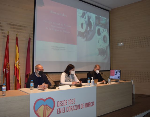 El Colegio Oficial de Ópticos pide al Servicio Murciano de Salud que active una bolsa de trabajo para los ópticos-optometristas - 2, Foto 2