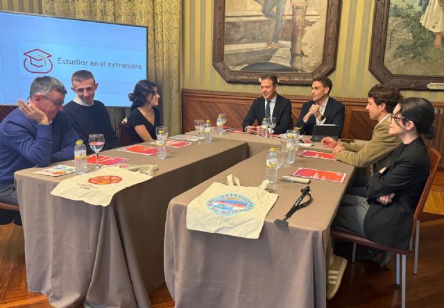 La Comunidad pone en marcha una plataforma para conectar a los murcianos que residen en el extranjero y facilitar su regreso si lo desean - 1, Foto 1