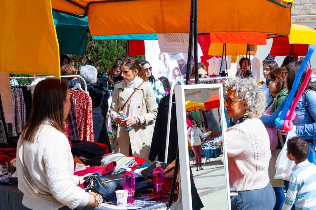 El Comercio local sale a la calle en el Rosales Boulevard - 3, Foto 3