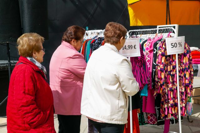 El Comercio local sale a la calle en el Rosales Boulevard - 4, Foto 4
