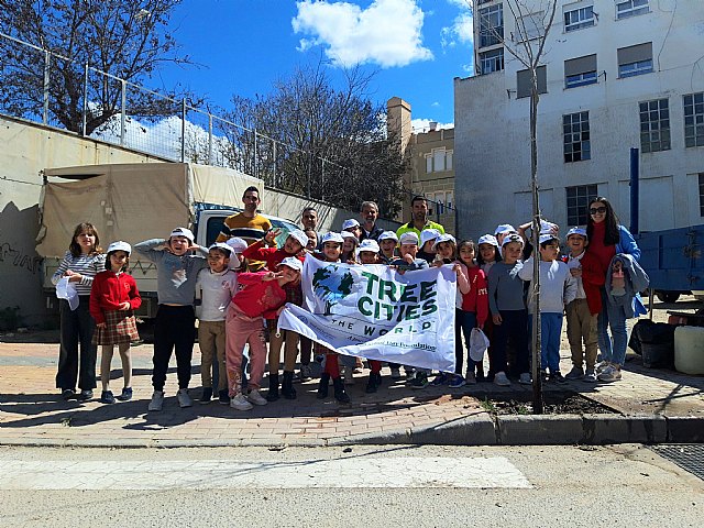 Celebrando el Día del Árbol con los más pequeños - 1, Foto 1