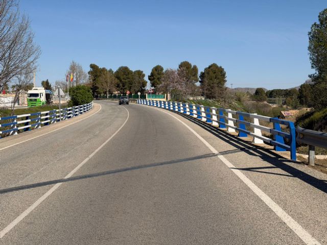 El Ayuntamiento intensifica las actuaciones en calles y entradas al municipio - 2, Foto 2