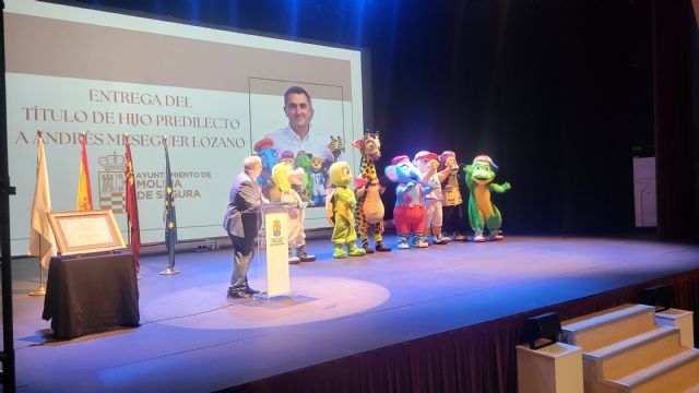 Molina de Segura reconoce la trayectoria profesional como creador y compositor de Andrés Meseguer Lozano con la entrega del título de Hijo Predilecto - 4, Foto 4