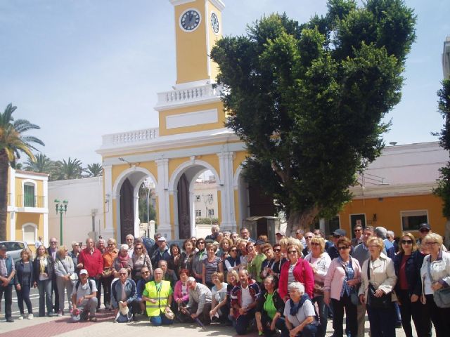 El grupo de mayores de Senderismo visitó el Arsenal Militar y la Base de Submarinos - 3, Foto 3