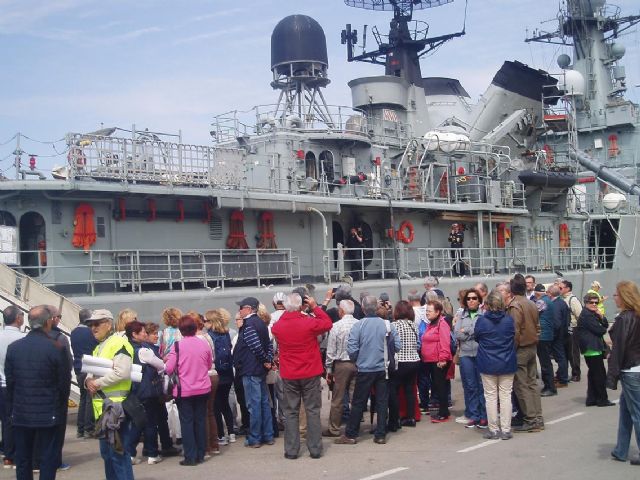 El grupo de mayores de Senderismo visitó el Arsenal Militar y la Base de Submarinos - 4, Foto 4