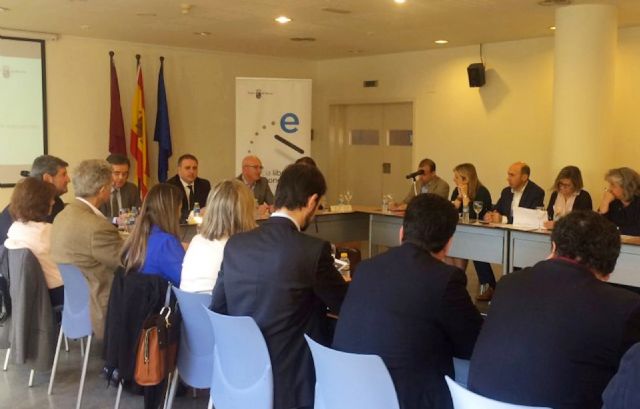 Reunión de la comisión de Medio Ambiente para la Simplificación Administrativa del programa Región de Murcia. Libertad Económica - 1, Foto 1