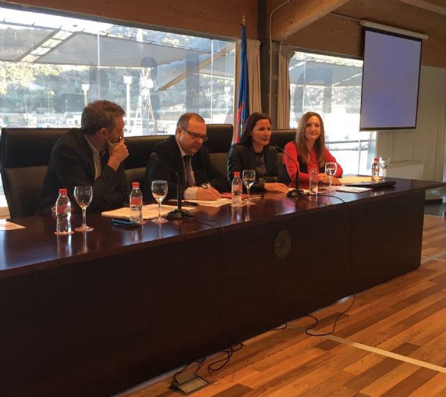 El PP propone  sacar a la Educación del centro de la lucha partidista y convertirla en centro de aspiración nacional - 1, Foto 1