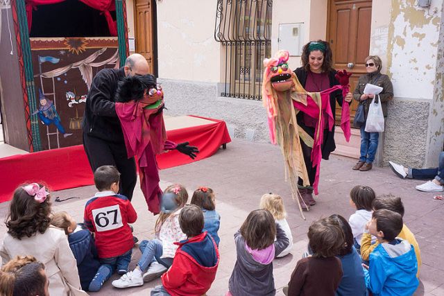 La Concejalía de Cultura del Ayuntamiento de Moratalla reparte cerca de 200 libros entre los asistentes a las actividades del Día del Libro - 2, Foto 2