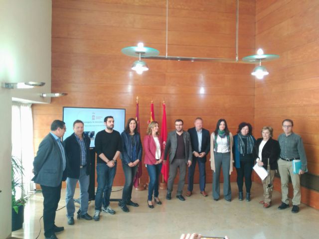 La Red de Inclusión Social impulsa un plan para reducir la mendicidad y mejorar la vida de las personas que la ejercen - 1, Foto 1