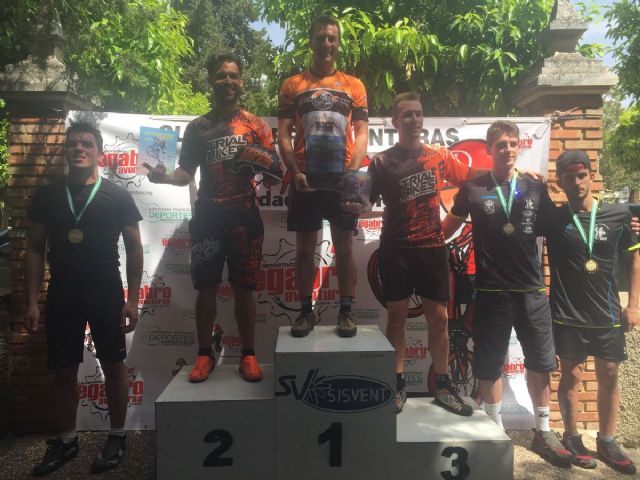 Raul Martinez sube a lo alto del podium en la tercera prueba del campeonato de trialbici de Andalucia - 1, Foto 1