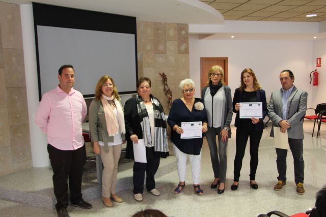 Finalizan los cursos de reflexología podal, Estrategias de intervención e ingles inicial II - 1, Foto 1