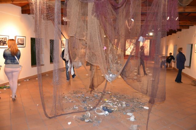 La obra de Álvaro Peña, La Mano Robada, y Katarzyna Rogowicz llegará a San Javier a través del Plan regional de Espacios Expositivos - 1, Foto 1