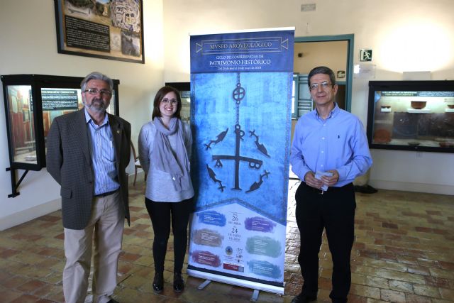 Presentado  un nuevo ciclo de conferencias sobre el Patrimonio Histórico de Cehegín - 2, Foto 2