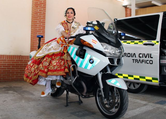 La Reina de la Huerta 2019 y sus damas de honor visitan las instalaciones de la Guardia Civil de Murcia - 2, Foto 2