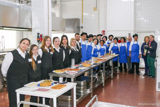 28 alumnos se forman en Cocina y Servicios de Restauración en el Edificio de la Milagrosa - 1, Foto 1