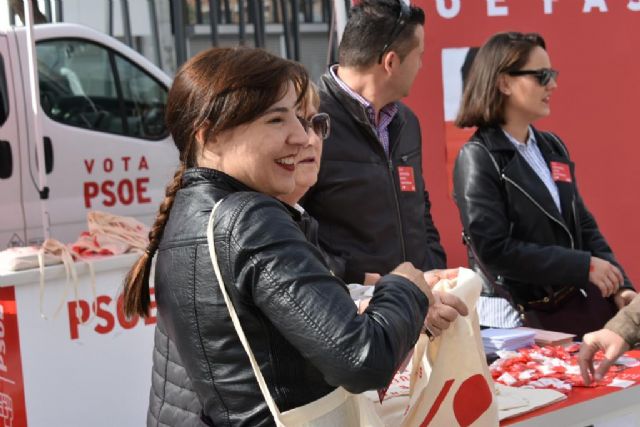 Diego Conesa: Pedimos el voto para el PSOE porque es el único capaz de garantizar la recuperación de derechos y el bienestar y justicia social que el PP arrebató con recortes - 3, Foto 3