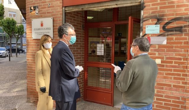 El Ayuntamiento refuerza la plantilla de Servicios Sociales, que duplica el número de familias atendidas en el último mes - 1, Foto 1