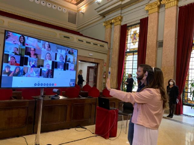 El Ayuntamiento retransmite por primera vez las bodas civiles por videoconferencia - 4, Foto 4