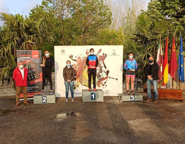 Alejandro Alarcón y Paloma Sánchez, Campeones Regionales de Duatlón - 2, Foto 2