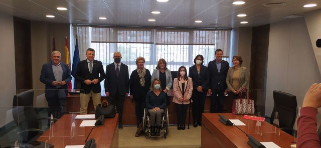 El grupo parlamentario liberal aboga por reforzar la detección precoz de alumnos con necesidades educativas especiales - 1, Foto 1