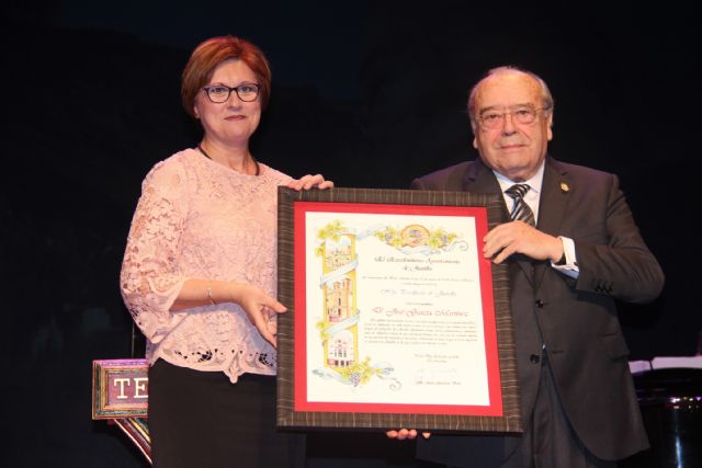 La alcaldesa de Jumilla decreta dos días de luto por el fallecimiento del periodista José García Martínez, Hijo Predilecto de la ciudad - 1, Foto 1