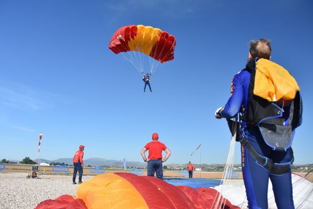 El 54° campeonato nacional militar de paracidismo despega desde la base aérea de alcantarilla - 4, Foto 4
