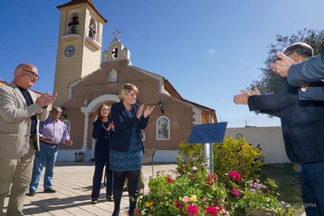 Una placa conmemora la llegada del agua potable a La Puebla hace 50 años - 1, Foto 1