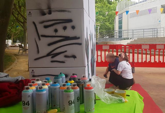 Mucha diversión con los grafitis y el paintball de la Primavera Joven 2023 - 2, Foto 2