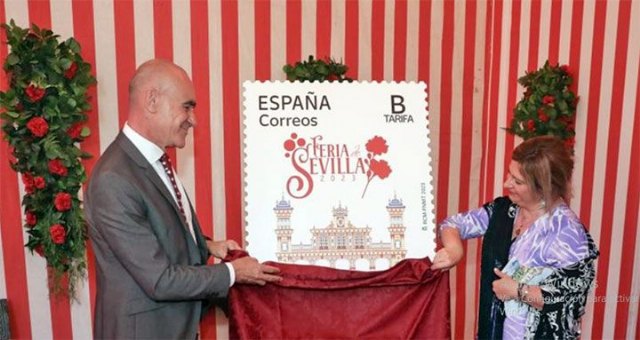 Leire Díaz ha explicado que esta iniciativa pretende conmemorar el 50 aniversario del traslado de la Feria de Abril al barrio de Los Remedios - 1, Foto 1