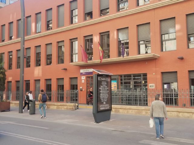 La izquierda demanda en Pleno una ordenanza que regule la colocación de elementos publicitarios en Lorca - 2, Foto 2