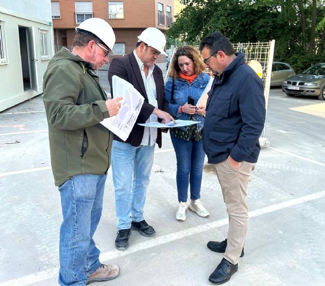 El alcalde visita las obras de rehabilitación del Molino Capdevila - 1, Foto 1