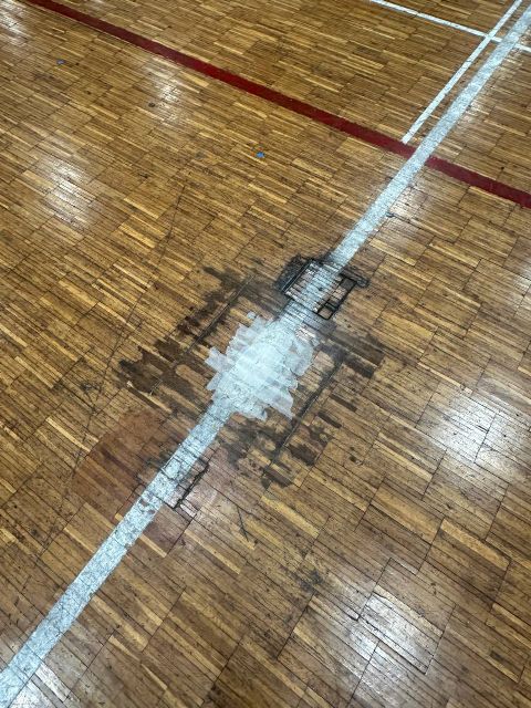 MC Cartagena exige una actuación integral ante el “abandono y la inseguridad” del pabellón de Barrio Peral - 2, Foto 2