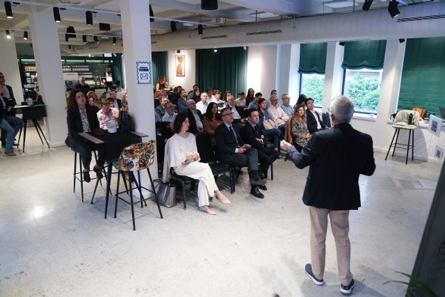 La Comunidad pone en marcha un nuevo programa para que la Inteligencia Artificial se traduzca en proyectos innovadores en la Regi�n, Foto 2