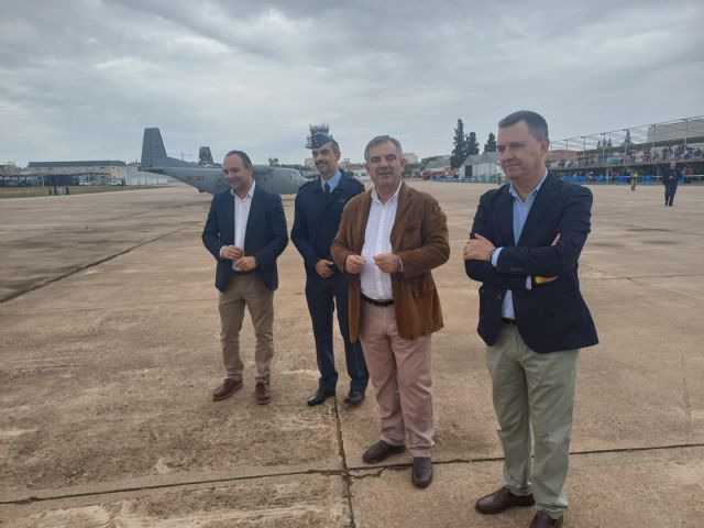 M�s de 80 estudiantes participan en la Base A�rea de Alcantarilla en la quinta edici�n del desaf�o CanSat de la Agencia Espacial Europea, Foto 2