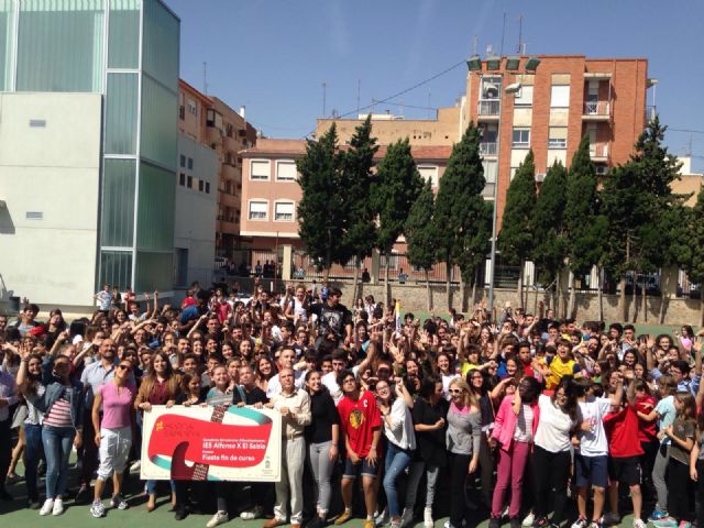 Los alumnos del Instituto Alfonso X reciben el premio #Murciasemueve del Ayuntamiento de Murcia - 2, Foto 2
