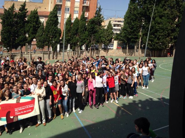 Los alumnos del Instituto Alfonso X reciben el premio #Murciasemueve del Ayuntamiento de Murcia - 3, Foto 3