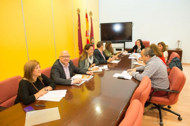 Adjudicado por dos años el servicio de respiro familiar en el domicilio - 2, Foto 2